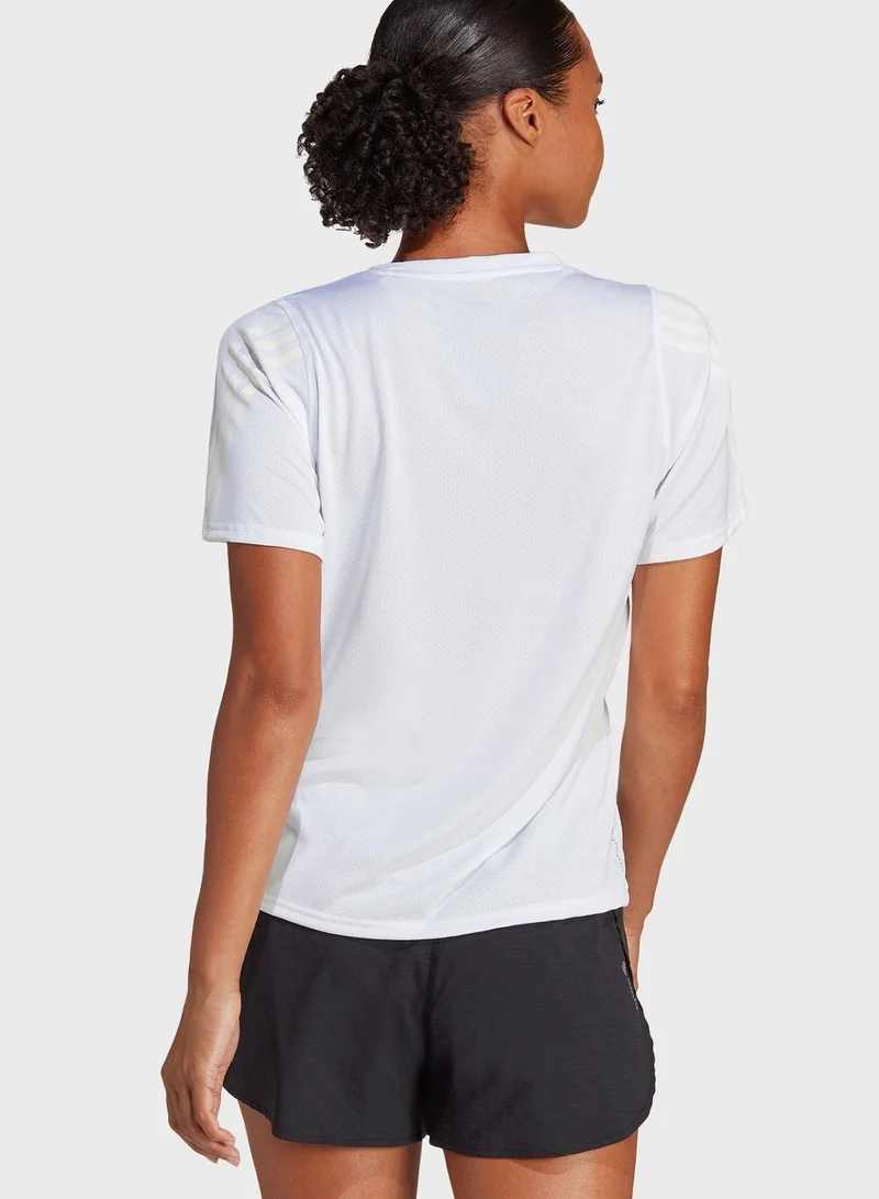 اديداس تي شيرت رياضي أبيض للنساء مقاس